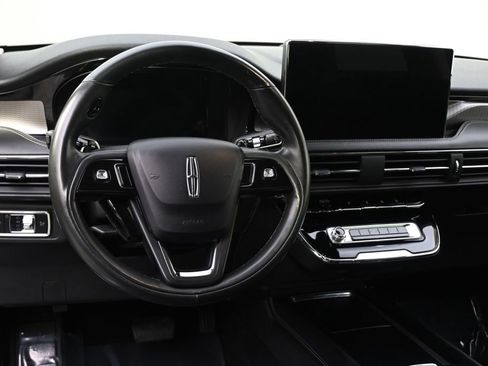 Certified 2023 Lincoln Corsair Reserve image 12