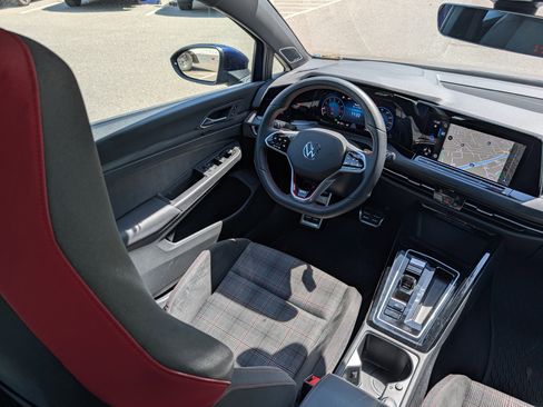 Certified 2024 Volkswagen GTI SE FWD image 9