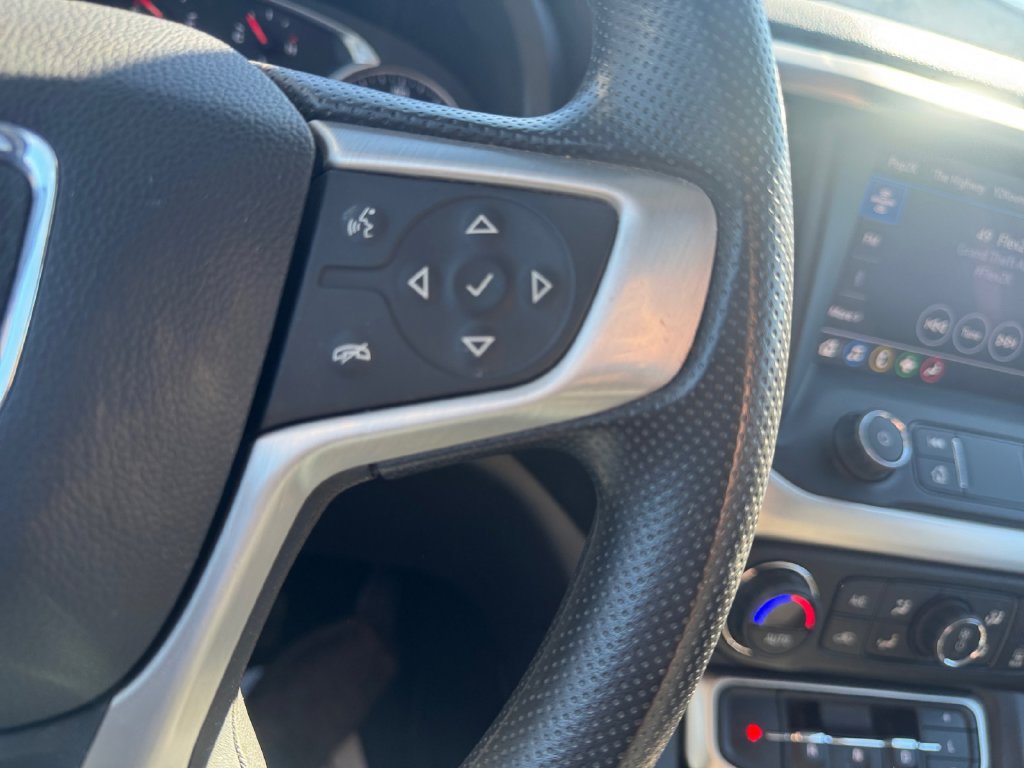 Used 2021 GMC Acadia SLE w/ Driver Convenience Package AWD/4WD image 30