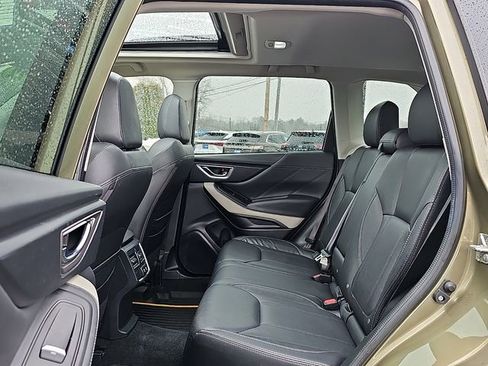 Used 2022 Subaru Forester Limited image 10