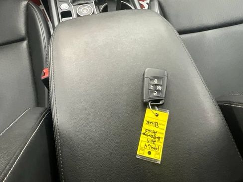 Used 2019 Volkswagen Atlas SEL R-Line AWD/4WD image 30