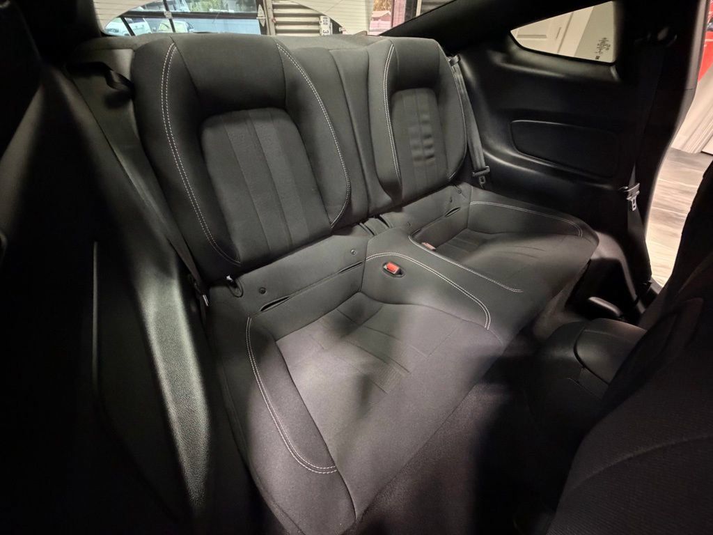 Used 2021 Ford Mustang GT w/ GT Performance Package RWD image 5