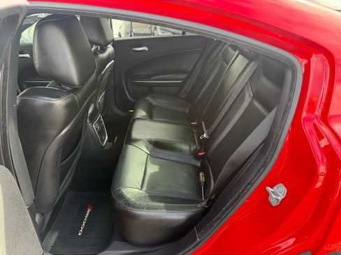 Used 2021 Dodge Charger SXT w/ Leather Interior Group image 17