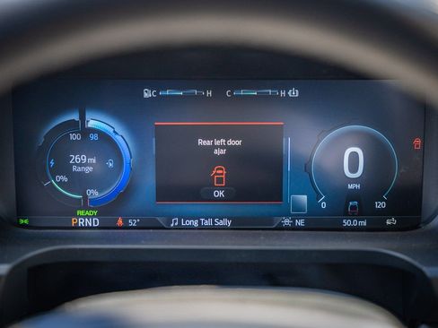 New 2025 Ford F150 Lightning Flash image 25