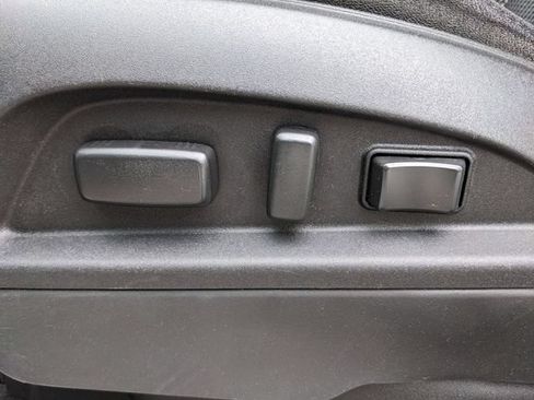 Used 2017 Chevrolet Equinox LT w/ Convenience Package AWD/4WD image 13