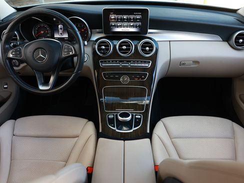 Used 2018 Mercedes-Benz C 300 Sedan w/ Premium Package image 26