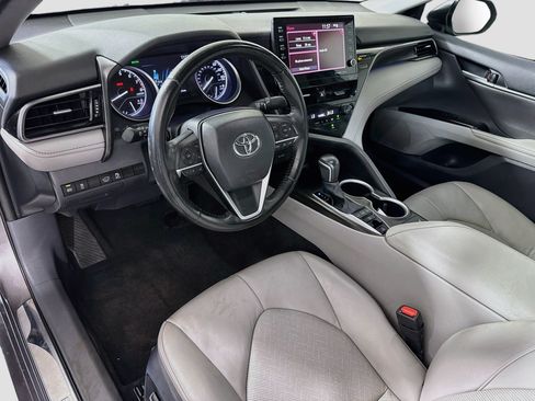 Used 2024 Toyota Camry XLE FWD image 23