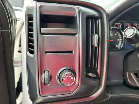 Used 2018 Chevrolet Silverado 2500 W/T w/ Snow Plow Prep Package AWD/4WD image 15