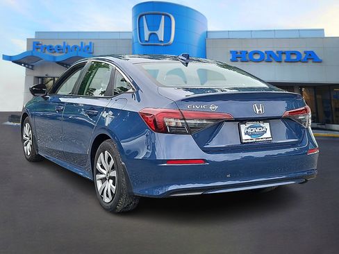Used 2025 Honda Civic LX image 5