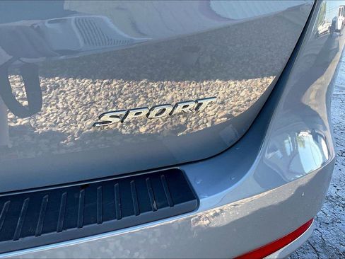 Used 2024 Honda Odyssey Sport image 9