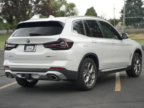 Used 2023 BMW X3 xDrive30i w/ Premium Package AWD/4WD image 4