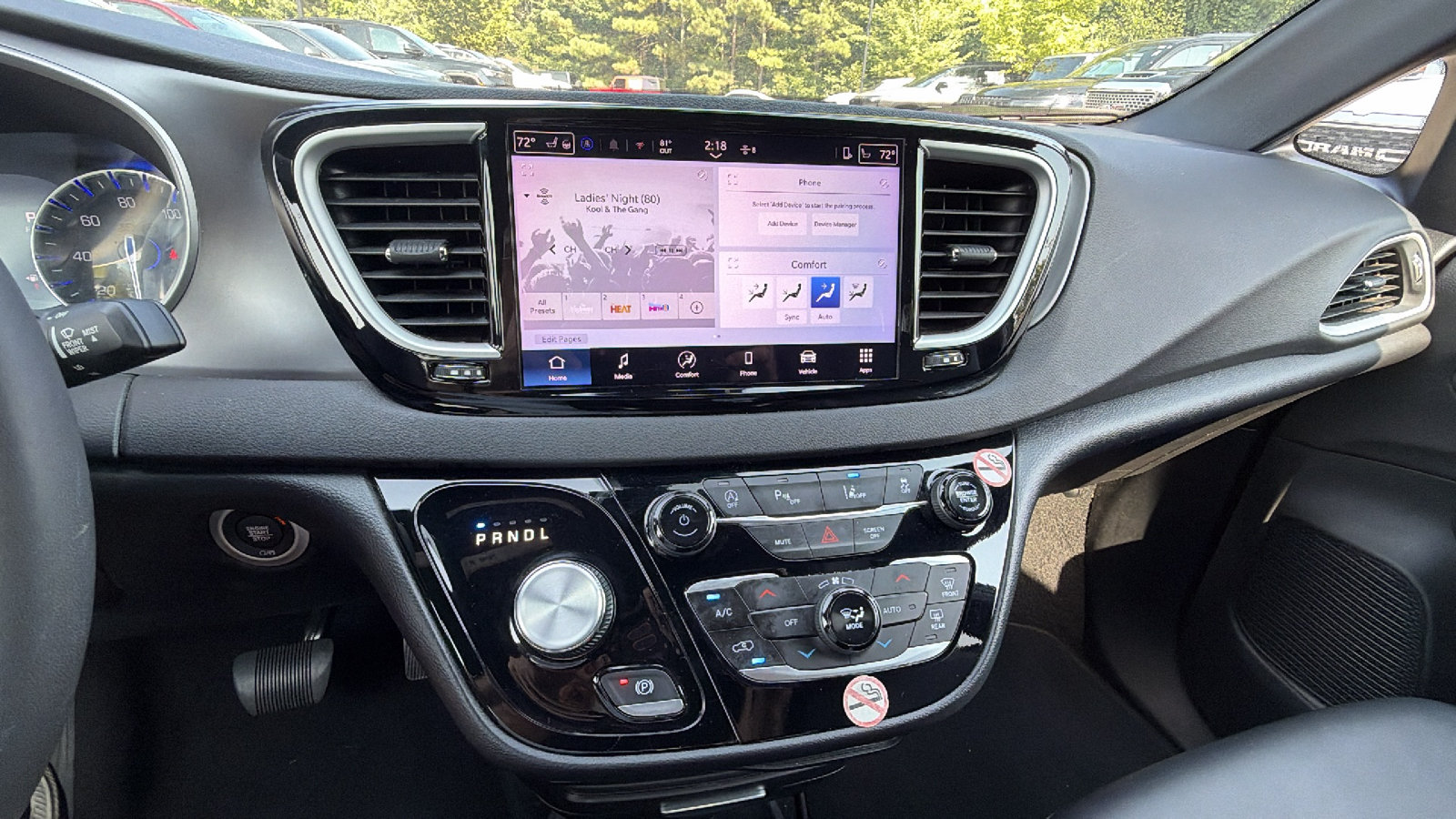 Used 2025 Chrysler Pacifica Select FWD image 31
