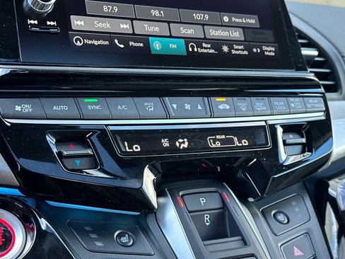 New 2026 Honda Odyssey Touring image 17