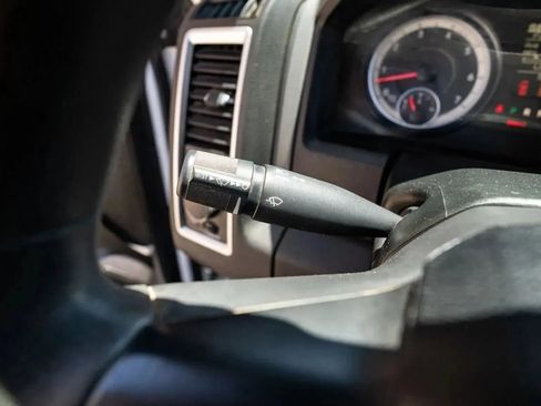 Used 2019 RAM 1500 Classic SLT w/ Protection Group AWD/4WD image 45
