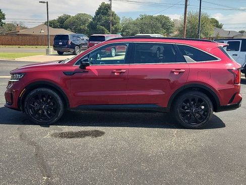 Used 2021 Kia Sorento SX image 2