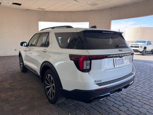 Certified 2026 Ford Explorer ST-Line RWD image 3