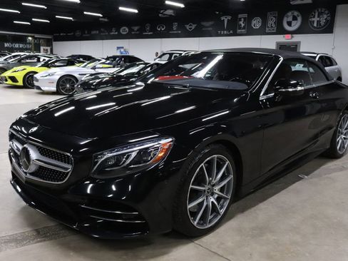 Used 2019 Mercedes-Benz S 560 Cabriolet image 1