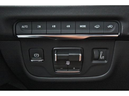 New 2026 Cadillac Escalade ESV Sport w/ Touring Package AWD/4WD image 15
