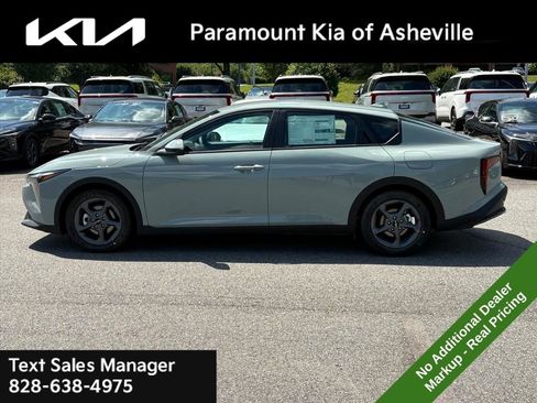 New 2026 Kia K4 FWD image 3
