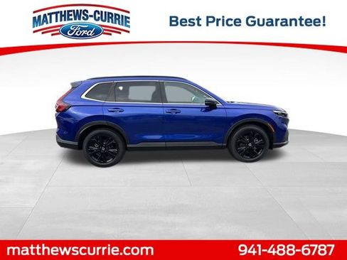 Used 2023 Honda CR-V Sport Touring image 3