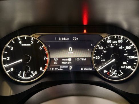 Used 2024 Nissan Rogue SV FWD image 17