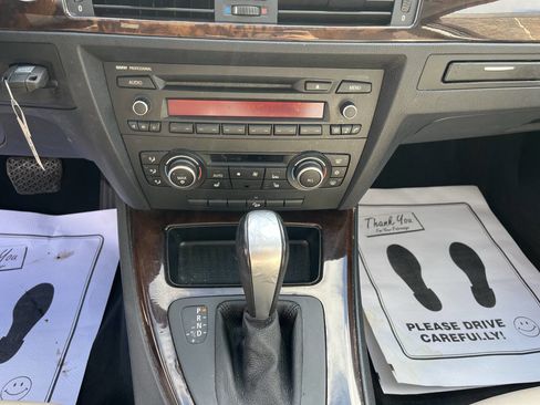 Used 2011 BMW 328i xDrive Sedan image 7