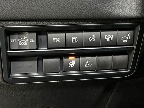 New 2025 Toyota Tundra Limited image 33