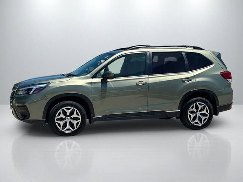 Used 2021 Subaru Forester Premium w/ Popular Package #1 AWD/4WD image 8