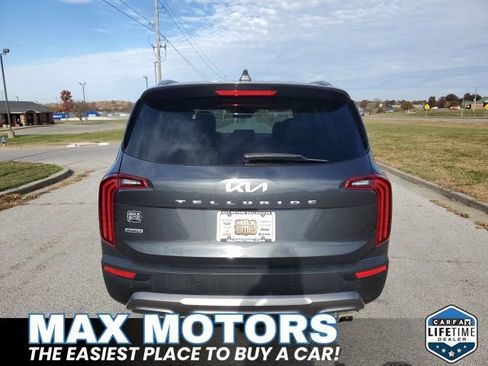 Used 2022 Kia Telluride EX w/ Towing Package image 4