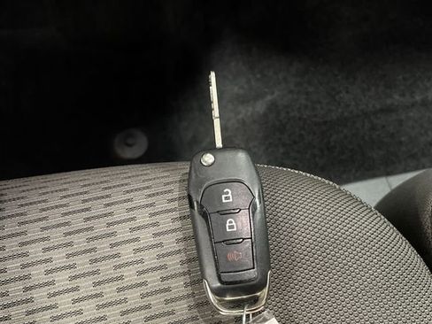 Used 2015 Ford F150 XLT w/ Equipment Group 301A Mid image 24