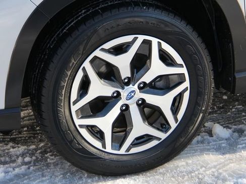 Certified 2023 Subaru Forester Premium image 14