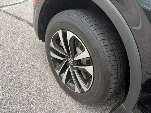 Certified 2022 Volkswagen Tiguan S AWD/4WD image 15