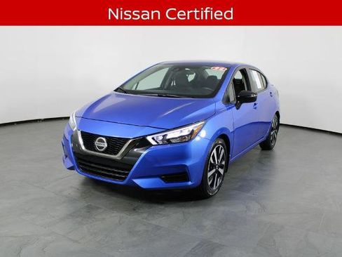 Certified 2022 Nissan Versa SR image 2