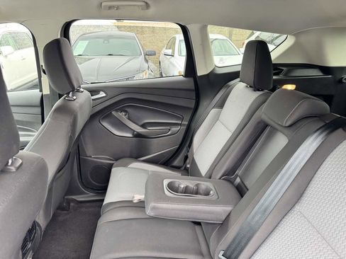 Used 2019 Ford Escape SE FWD image 30