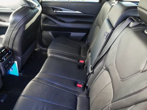 Certified 2024 INFINITI QX60 Luxe image 16