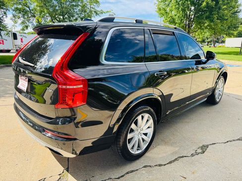 Used 2016 Volvo XC90 T6 Momentum w/ Momentum Plus Package AWD/4WD image 3