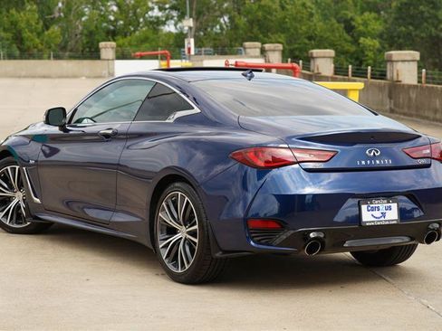 Used 2019 INFINITI Q60 3.0t Luxe w/ Essential Package AWD/4WD image 3