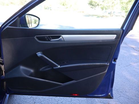 Used 2017 Volkswagen Passat 1.8T S FWD image 26