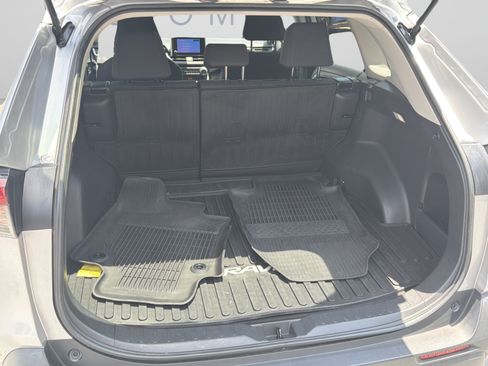 Used 2023 Toyota RAV4 LE FWD image 74