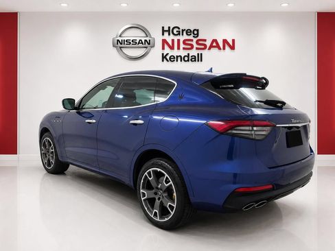Used 2022 Maserati Levante Modena AWD/4WD image 2