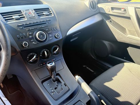 Used 2012 MAZDA MAZDA3 i Touring image 35