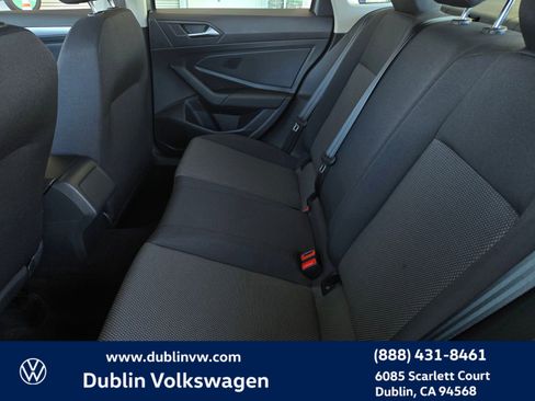 Used 2021 Volkswagen Jetta S w/ Driver Assistance Package image 12