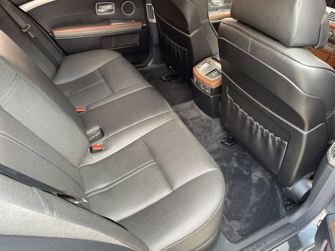 Used 2007 BMW 750i image 30