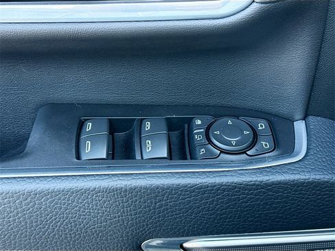 Used 2025 GMC Sierra 2500 Denali w/ Denali Reserve Package image 18