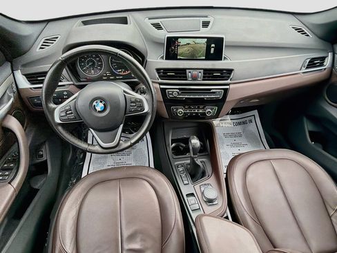 Used 2017 BMW X1 xDrive28i AWD/4WD image 16