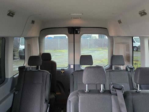 Used 2018 Ford Transit 350 XLT image 16