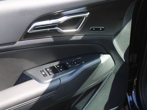 New 2026 Kia Sportage SX FWD image 19