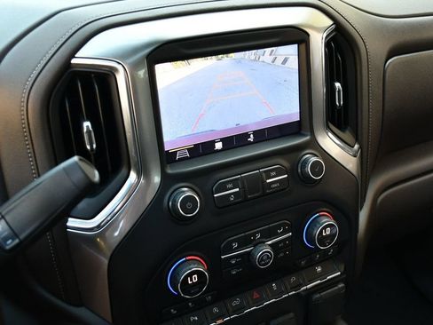Used 2019 Chevrolet Silverado 1500 LTZ w/ LTZ Premium Package AWD/4WD image 54