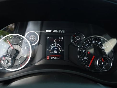 Used 2024 RAM 3500 Big Horn w/ Towing Technology Group AWD/4WD image 12