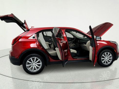 Certified 2023 Cadillac XT4 Premium Luxury w/ Cold Weather Package AWD/4WD image 13